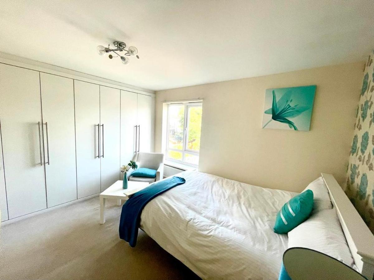 Lakeside Stylish 3 Bedroom House Grays Exterior photo